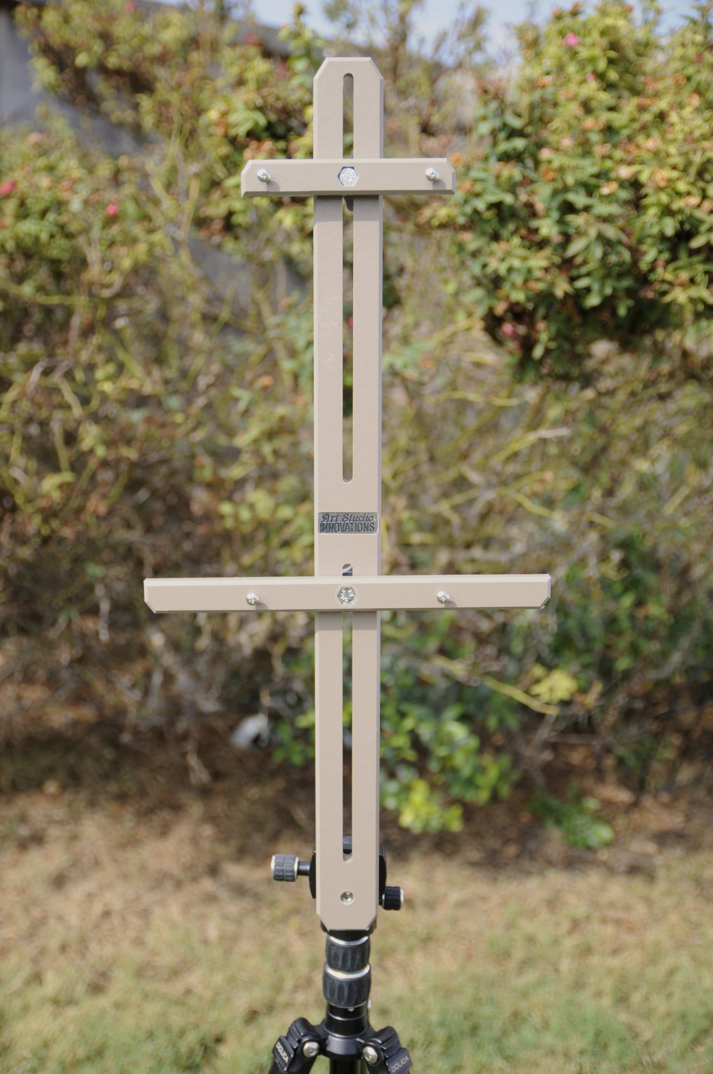 Feather lite XL palette with 22" holder